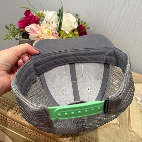 Dutch Bros Mesh Snap Back Trucker Cap Hat One Size Adjustable Gray Green - Picture 12 of 15